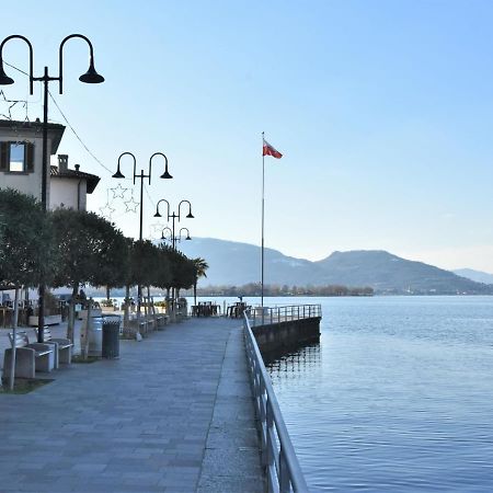 Apartment Duomo Mansarda By Interhome Iseo Eksteriør bilde