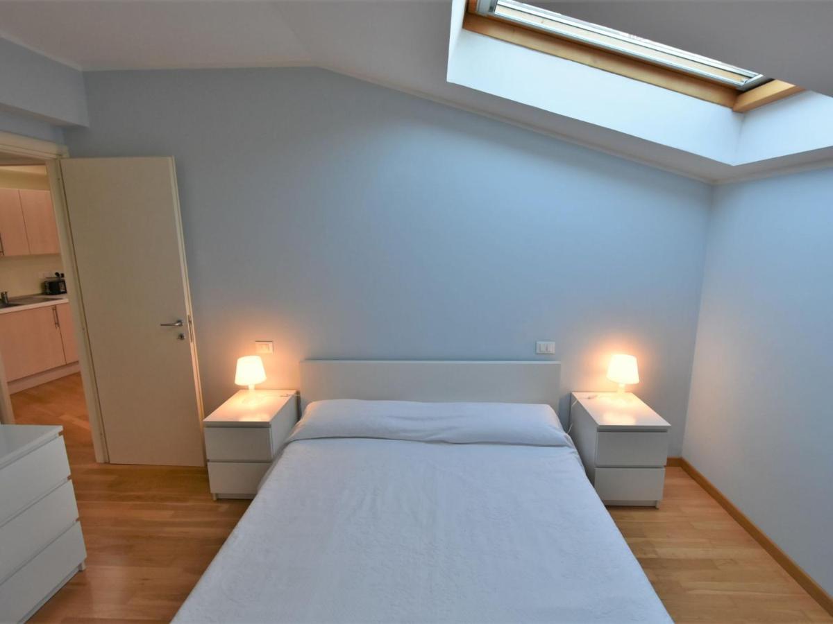 Apartment Duomo Mansarda By Interhome Iseo Eksteriør bilde